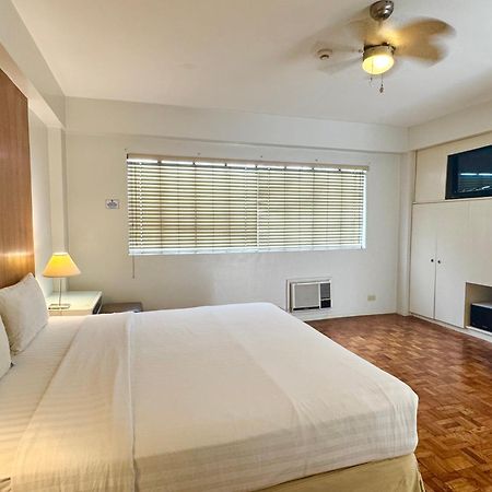 The Clipper House, Poblacion Makati Manila Bagian luar foto